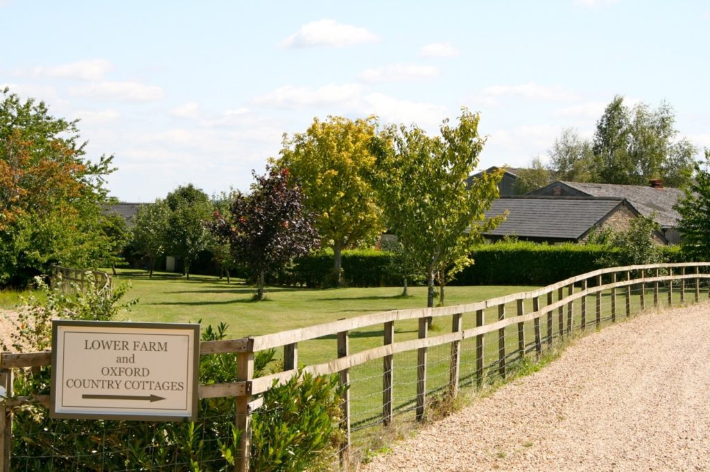 Entrance sign